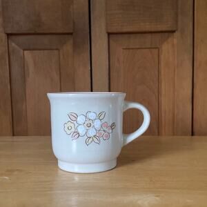 Vintage Hearthside Chantilly “Fleur de Bois” Coffee Cup